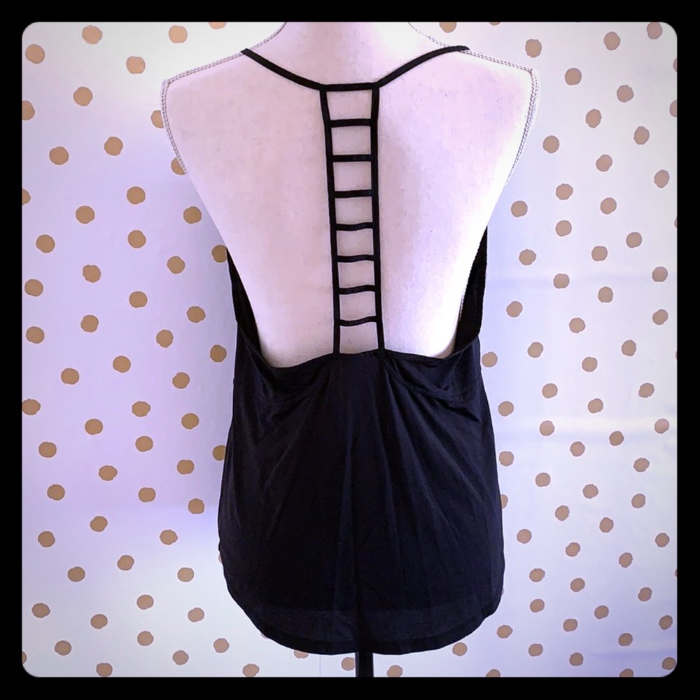 Lululemon Ladder/RazorBack black top. Size 8.
